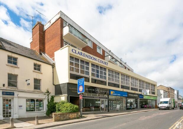 2 bed property, in London Road, £15,000