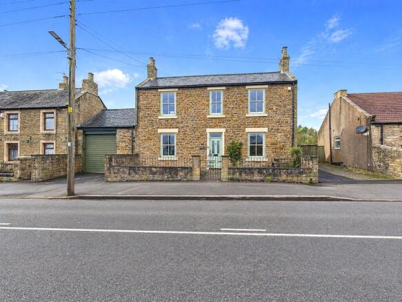 3 bed property, in South Road, £350,000
