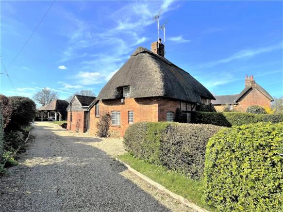1 bed property, in Salisbury Road, £395,000