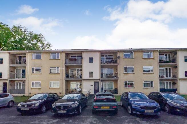 2 bed property, in Jesse Hughes Court, £160,000