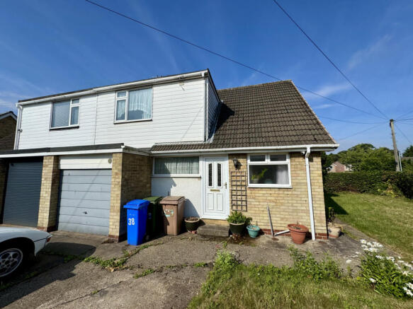 3 bed property, in All Hallows Road, £220,000