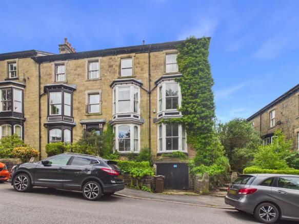 6 bed property, in Bath Road, £320,000