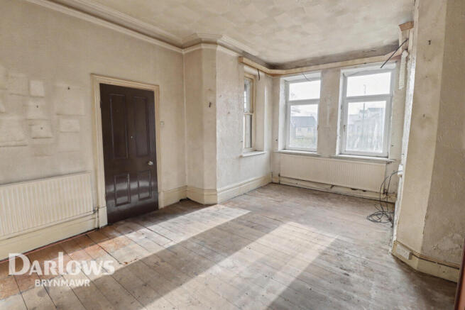 4 bed property, in King Street, £225,000