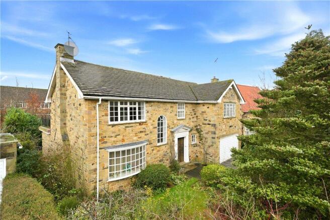 4 bed property, in The Vale, £699,950