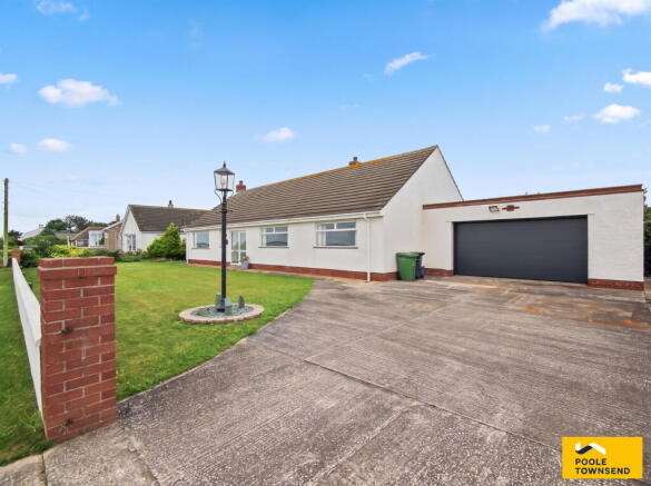 3 bed property, in Roosebeck, £445,000