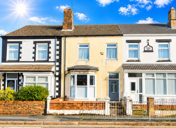 3 bed property, in 14 Birchfield Road, £235,000