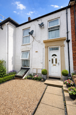 6 bed property, in Middleton Road, £480,000