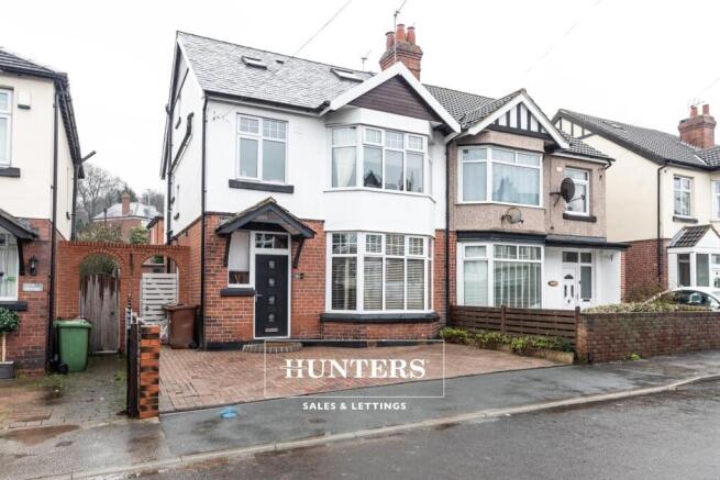 3 bed property, in Park Avenue, £325,000