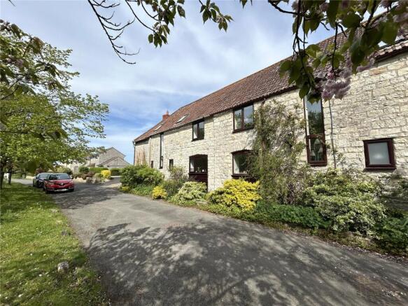 4 bed property, in Camel Street, £390,000
