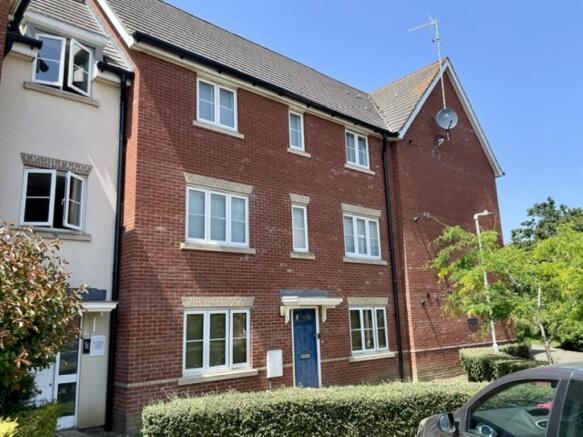 2 bed property, in 38 Worsdell Close, £80,000