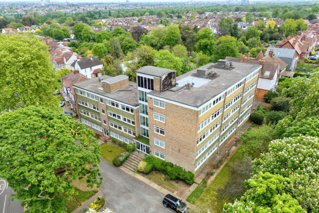 2 bed property, in St Mary's Lodge, £625,000