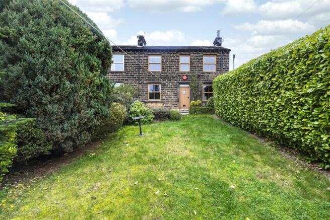 3 bed property, in Far Bank, £295,000