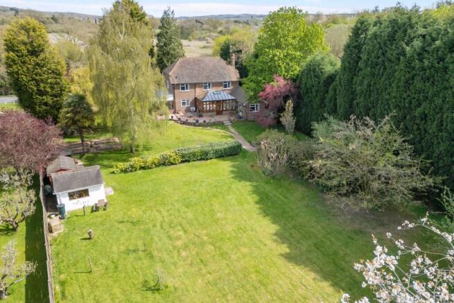4 bed property, in Langhurstwood Road, £1,200,000
