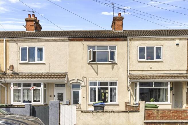 3 bed property, in Manchester Street, £87,000