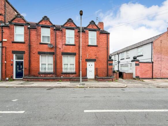 8 bed property, in Russian Drive, £410,000