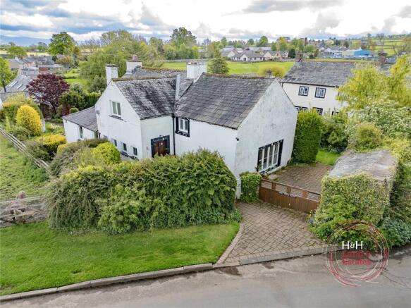 3 bed property, in Old Forge House, £395,000