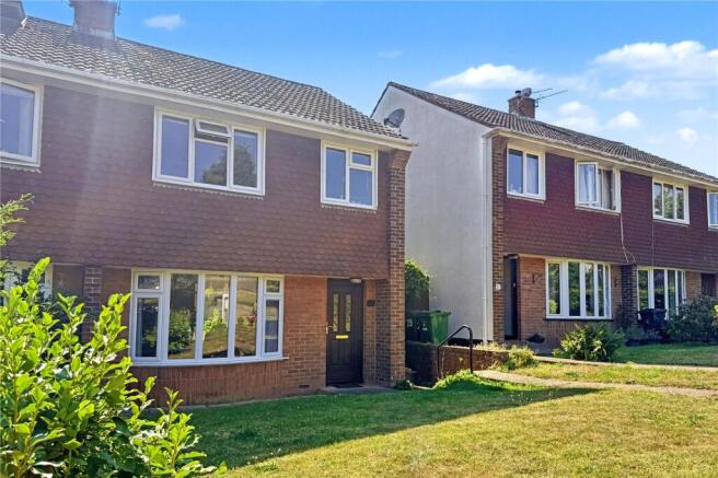 3 bed property, in Tyrrell Mead, £259,950