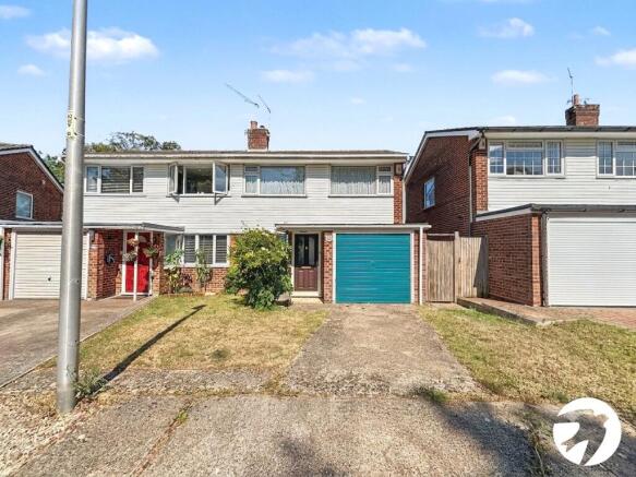3 bed property, in Norton Grove, £300,000