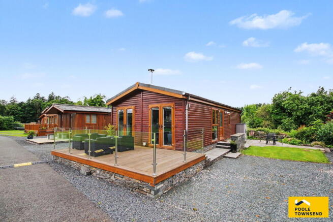 2 bed property, in 18 Cartmel Lodge Park, £185,000