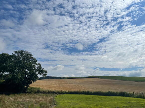 3 bed property, in Dumfries DG1, £150,000
