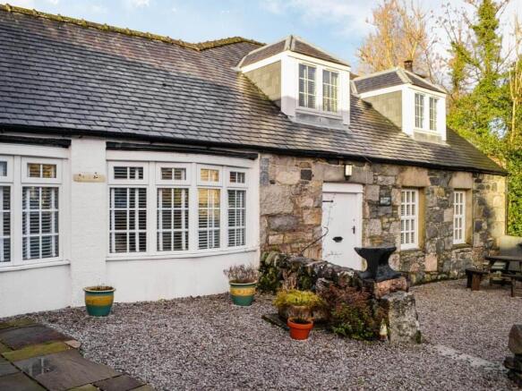 3 bed property, in The Smithy, £395,000