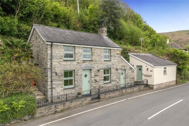 1 bed property, in Fairbourne, £245,000
