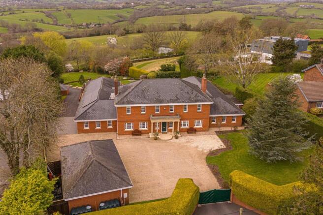 6 bed property, in Llanhennock, £2,000,000