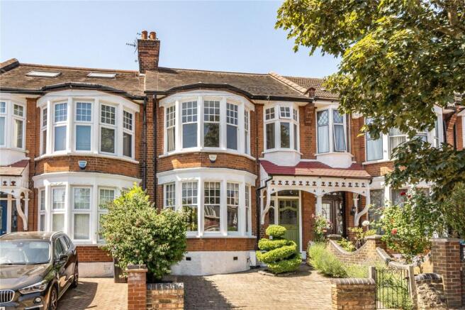 3 bed property, in The Grove, £700,000