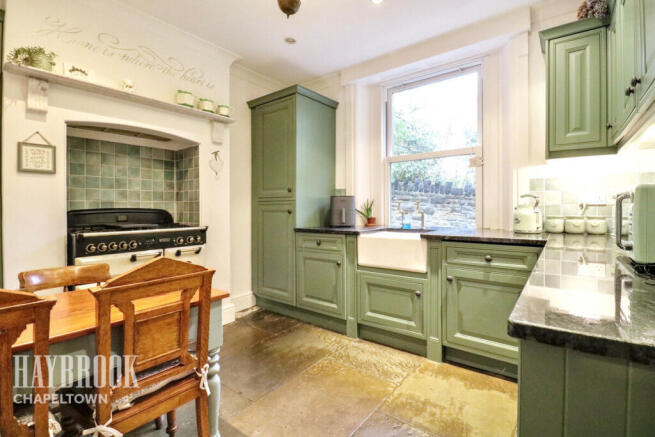 3 bed property, in Burncross Road, £500,000
