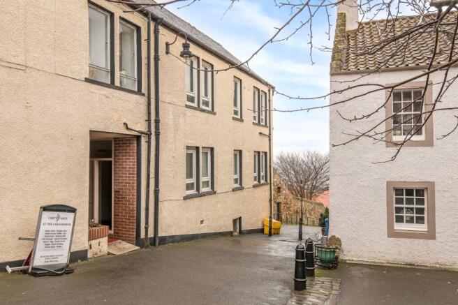 2 bed property, in Water Wynd, £265,000