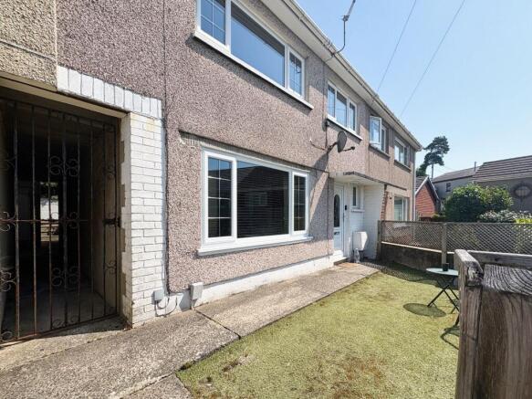 3 bed property, in Gelli Dawel, £145,000