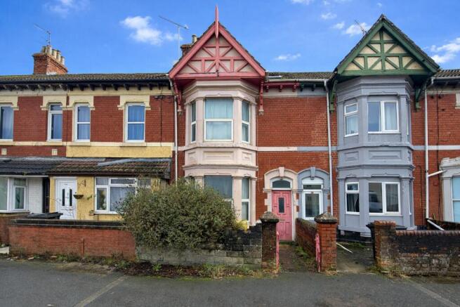 3 bed property, in County Road, £230,000