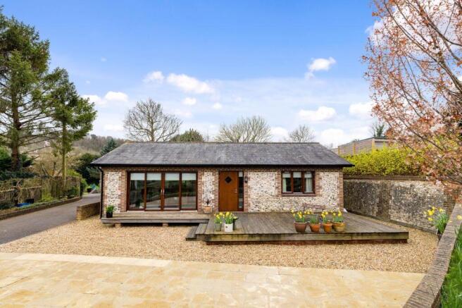 2 bed property, in The Street, £750,000