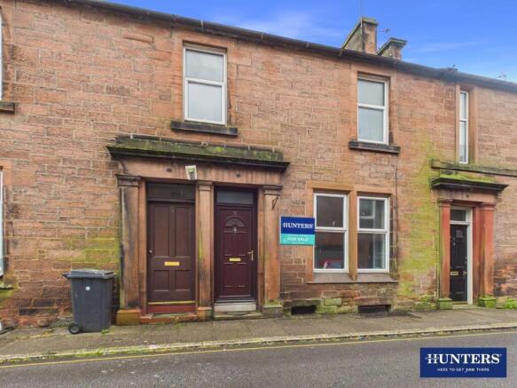 3 bed property, in Montague Street, £130,000