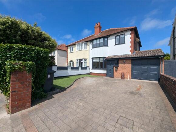 3 bed property, in Lonsdale Road, £280,000