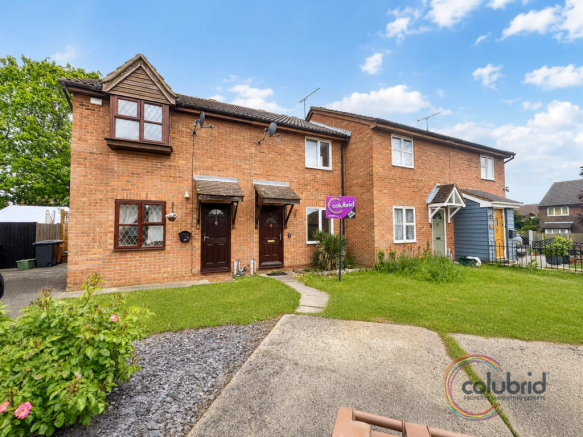 2 bed property, in Bankart Lane, £300,000