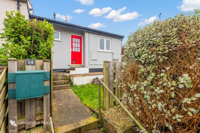 1 bed property, in Portlemore Close, £210,000