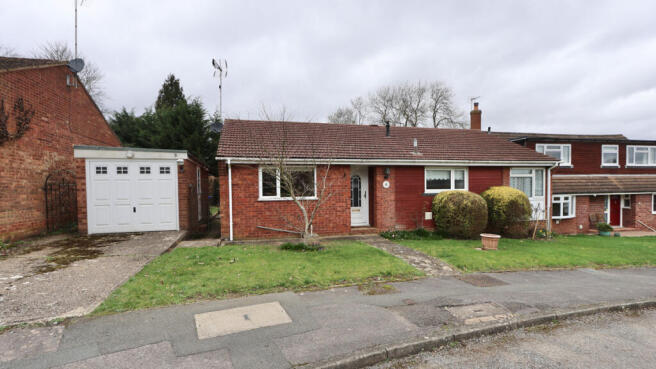 3 bed property, in Wychwood, £599,000