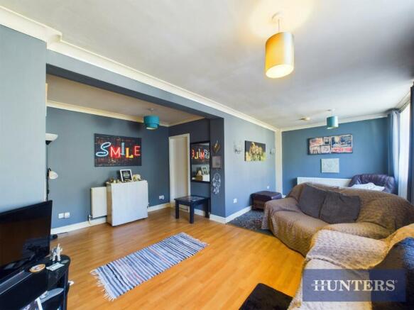 3 bed property, in Tennyson Avenue, £147,000