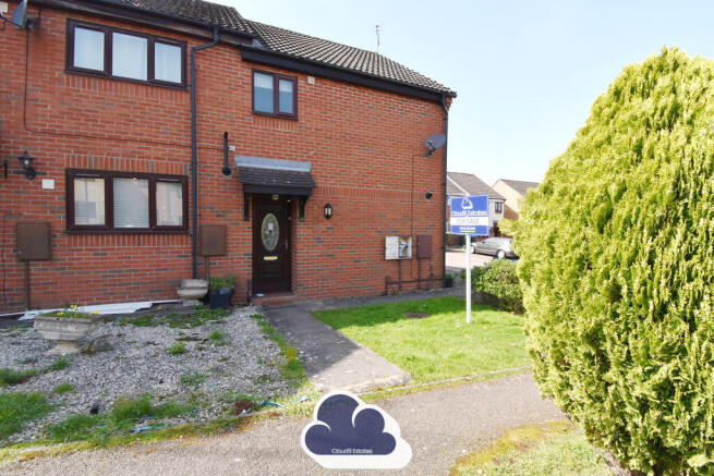 3 bed property, in Alderney Close, £195,000