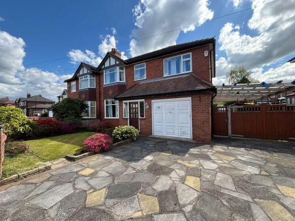 4 bed property, in Stockport Road, £595,000