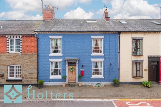 4 bed property, in The Village, £350,000
