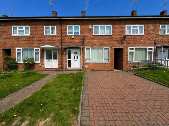2 bed property, in Recreation Road, £260,000