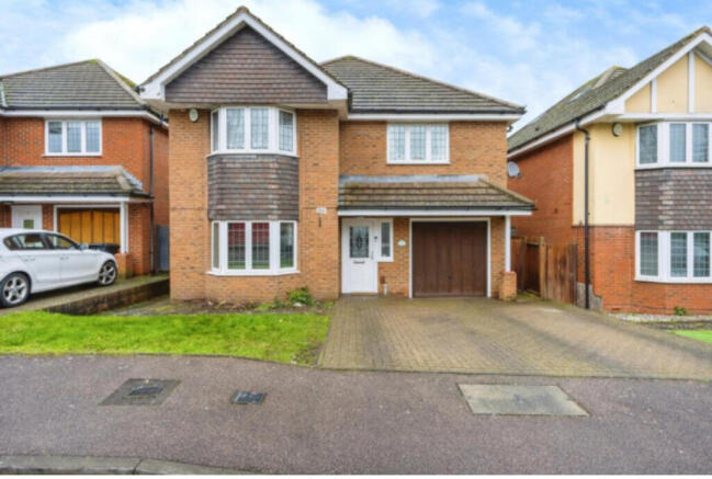 6 bed property, in Shervington Grove, £550,000