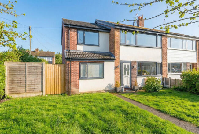 5 bed property, in Westfield, £250,000