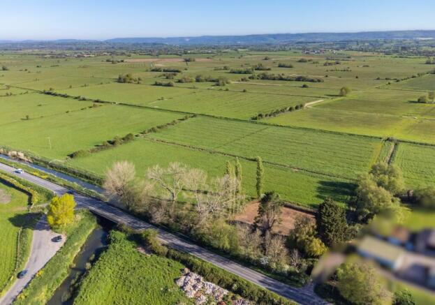 Land, in Cold Harbour Farm, £200,000
