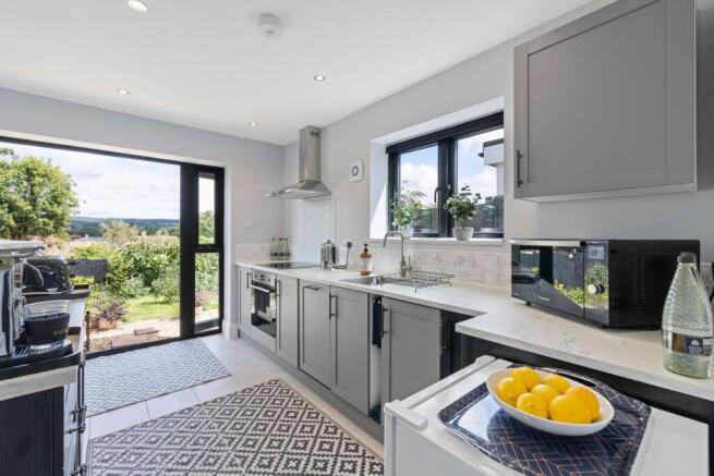 2 bed property, in June Lane, £425,000