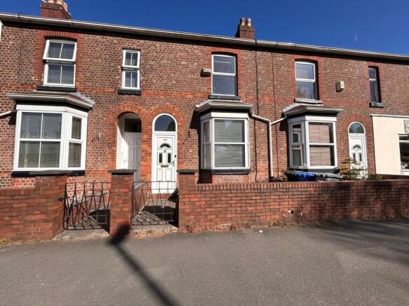 2 bed property, in Manor Road, £360,000