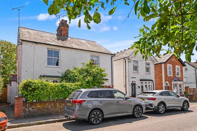 3 bed property, in Wendover, £600,000