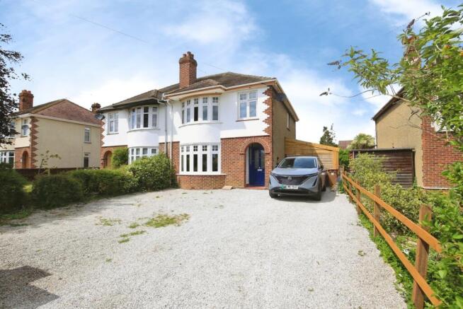 3 bed property, in Helpston Road, £350,000
